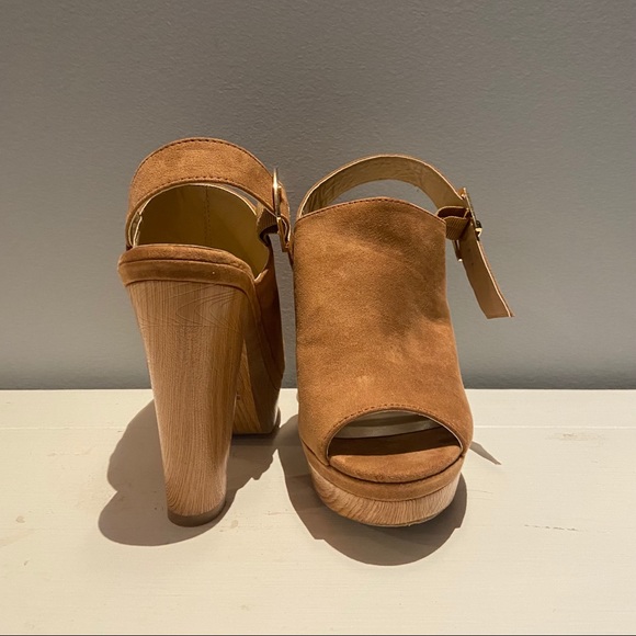 NEW ✨ Suede and Wooden Open Toe Heels - Picture 2 of 4